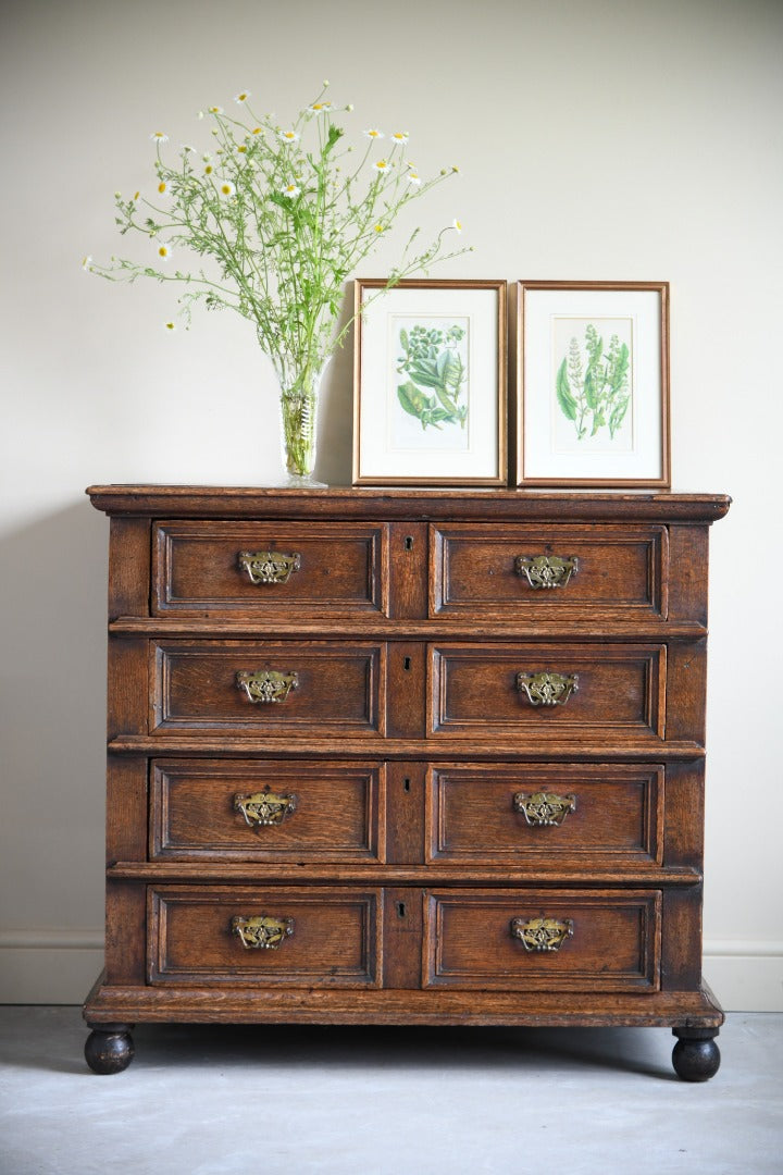 Late 17th Century Oak Chest of Drawers