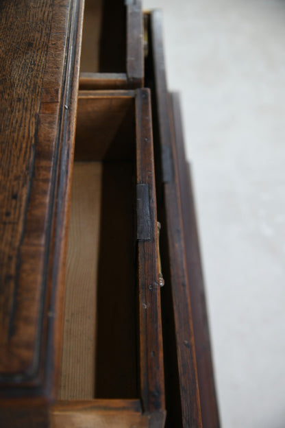 Georgian Oak Chest of Drawers