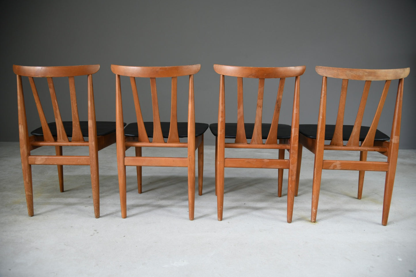 Set 4 Retro Eon Dining Chairs