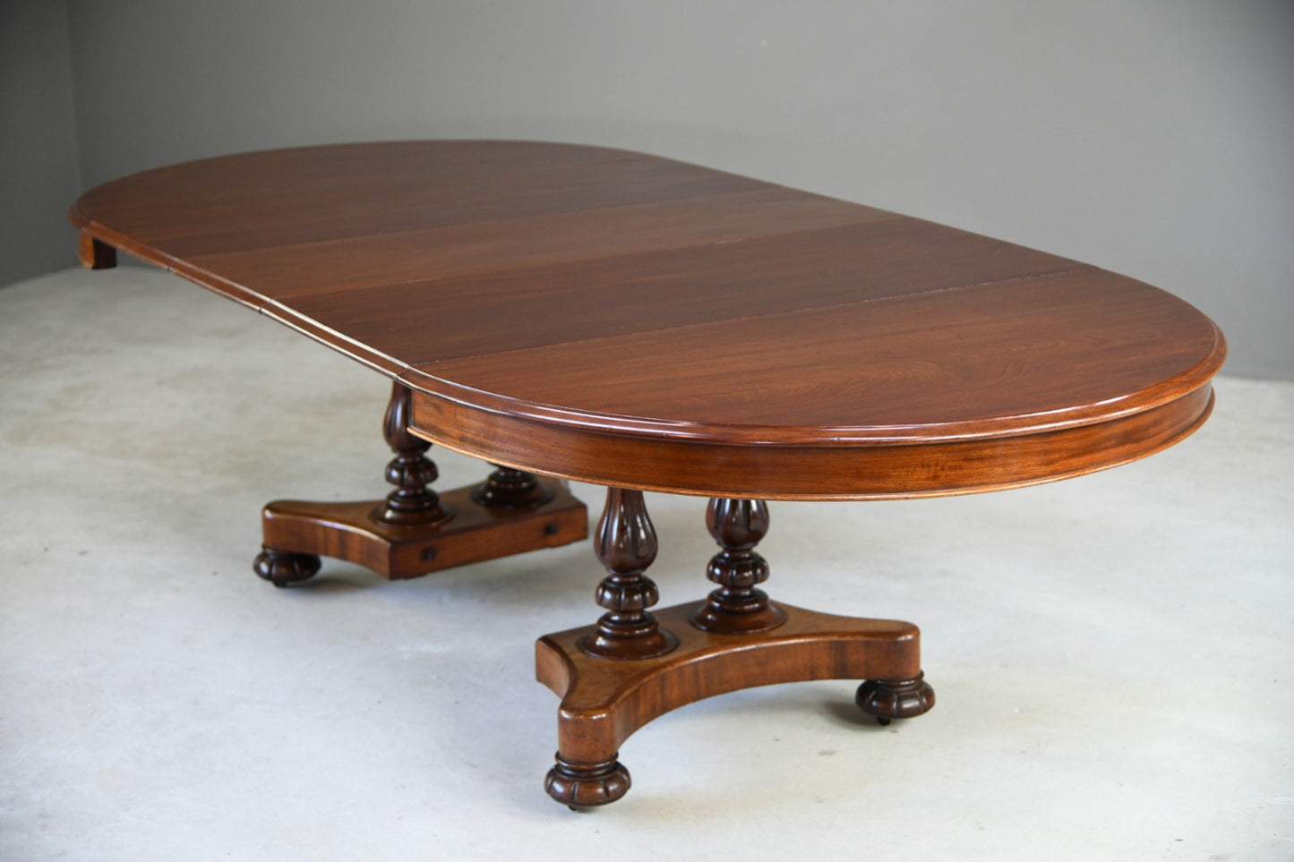 Antique William IV Mahogany Extending Dining Table