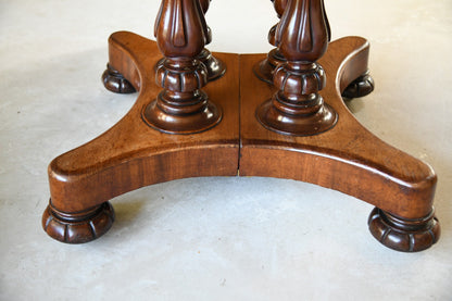 Antique William IV Mahogany Extending Dining Table