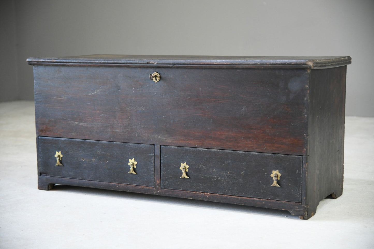 Rustic Antique Oak Blanket Box