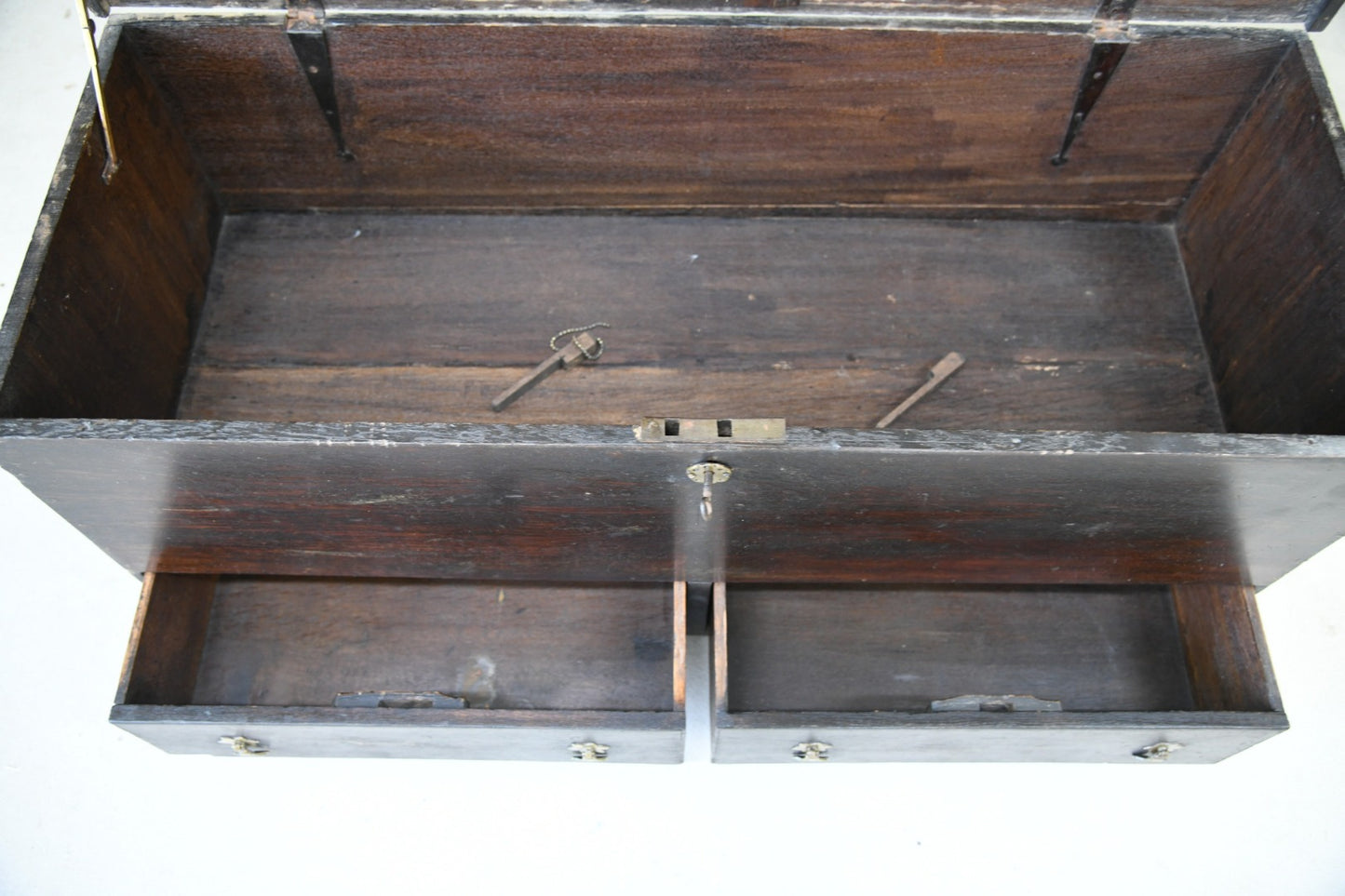 Rustic Antique Oak Blanket Box