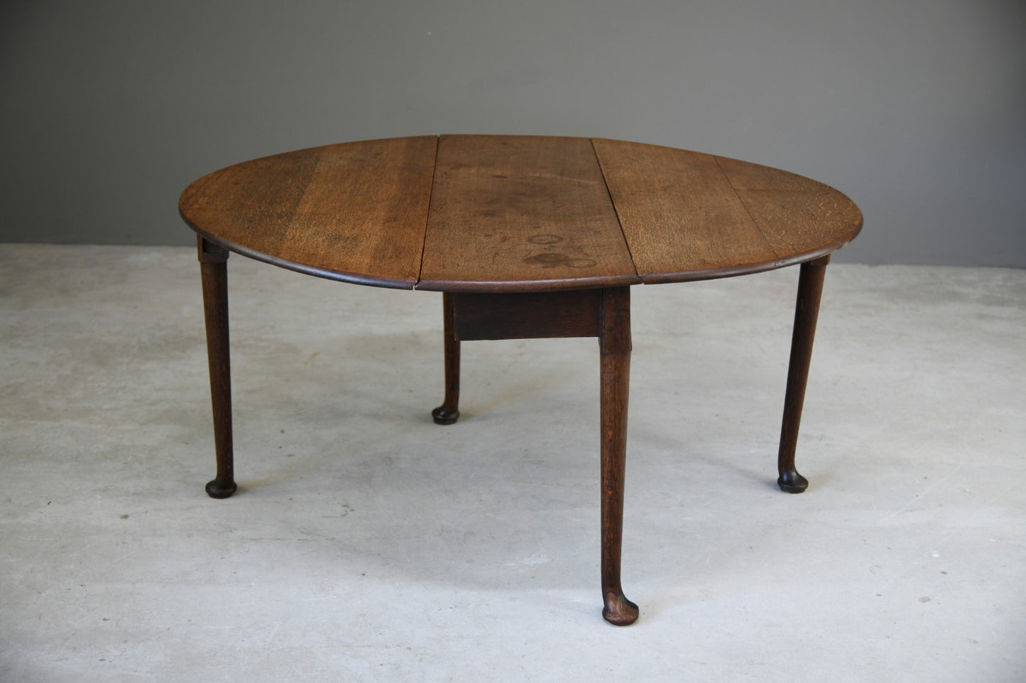 Georgian Oval Oak Gate Leg Table