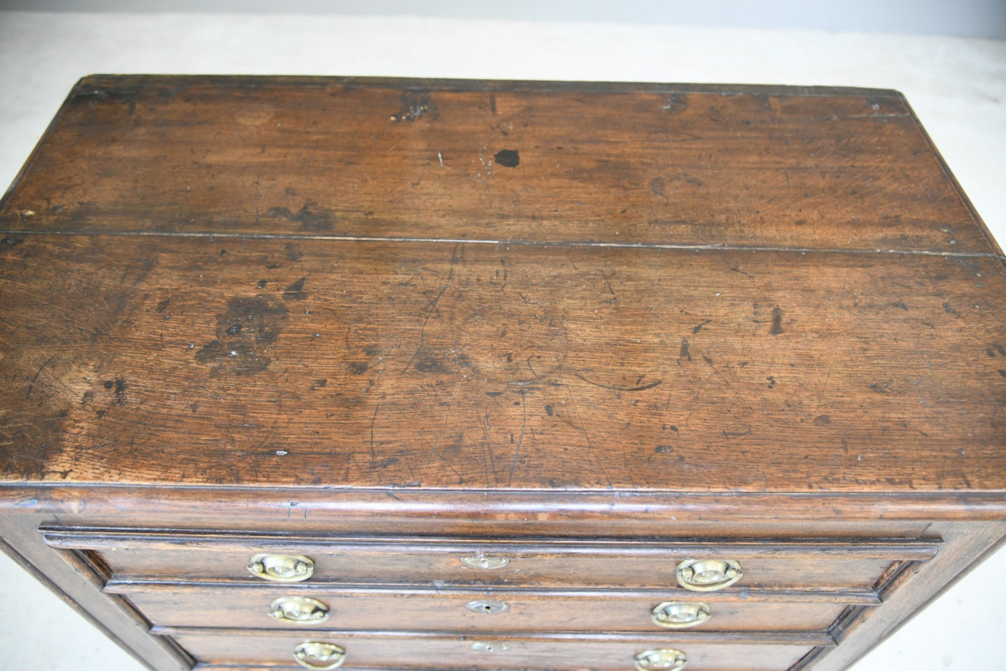 Rustic Oak Chest of Drawers