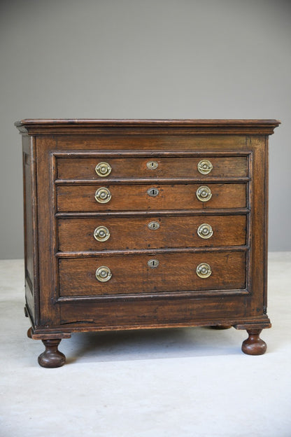 Rustic Oak Chest of Drawers