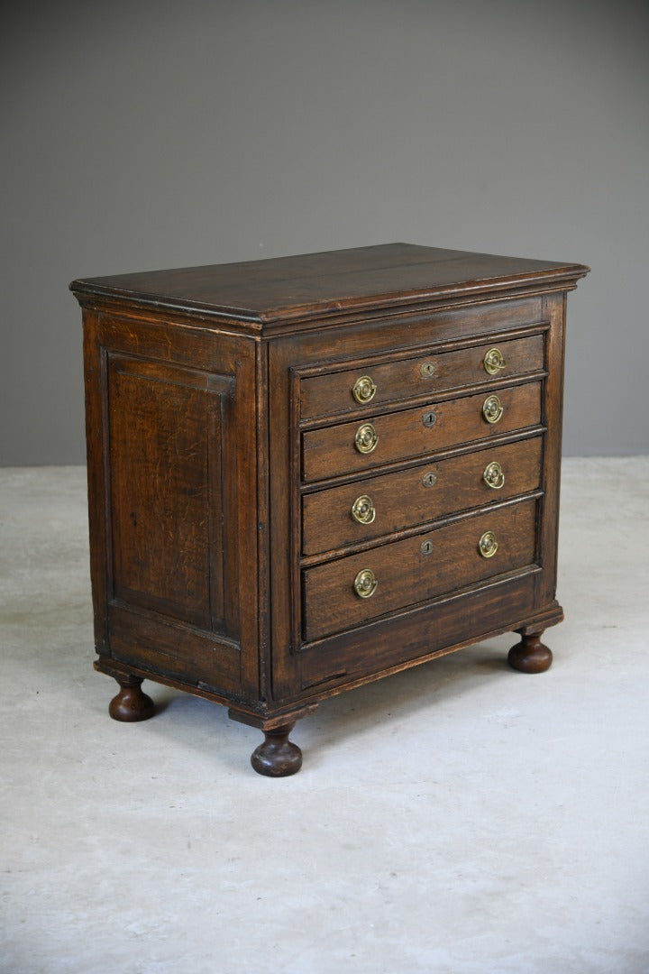 Rustic Oak Chest of Drawers