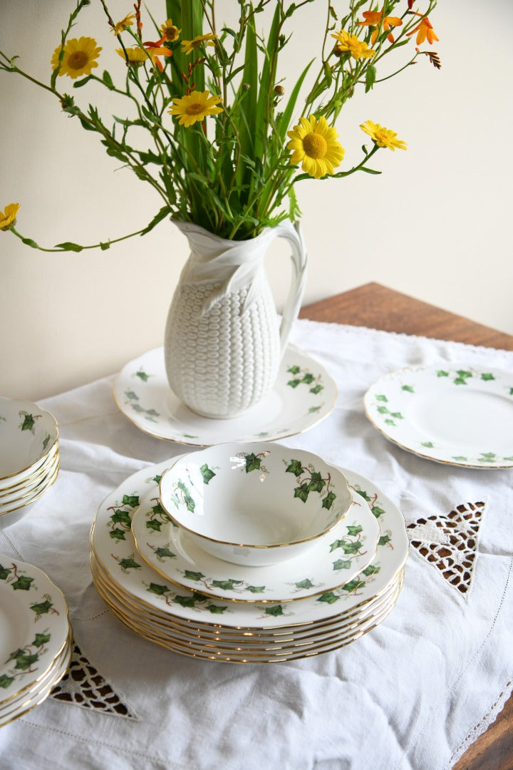 Colclough Ivy Pattern Part Dinner Service