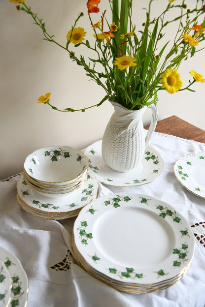 Colclough Ivy Pattern Part Dinner Service