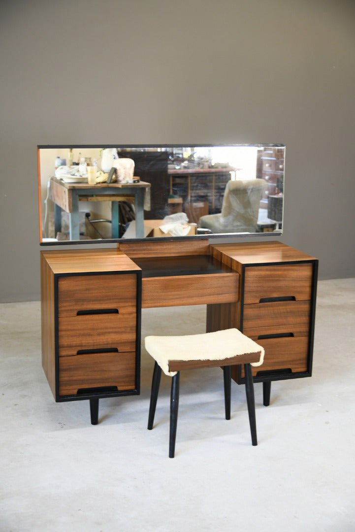 Stag C Range Dressing Table