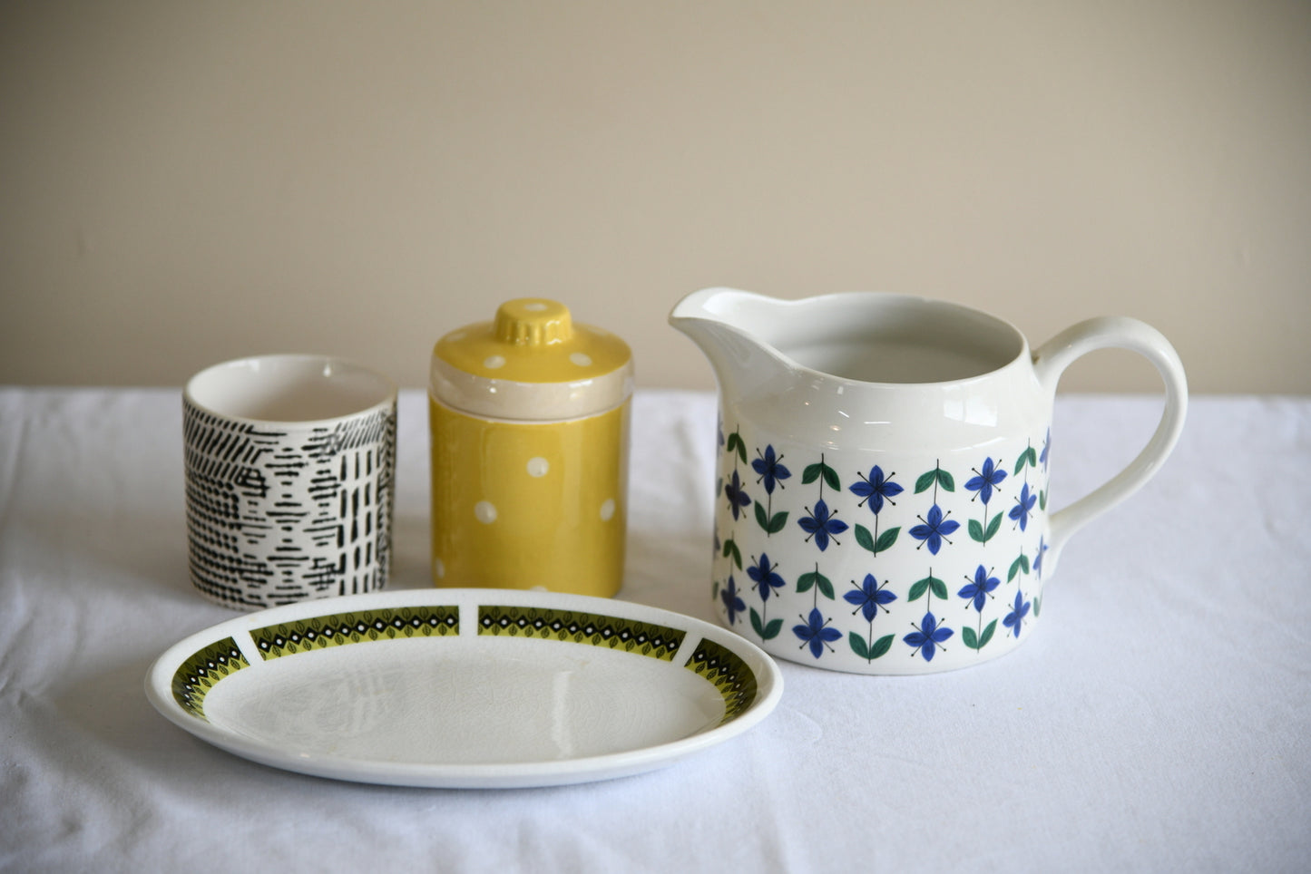 Retro Kitchenware