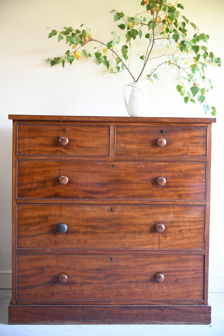 Victorian Mahogany Chest of Drawers