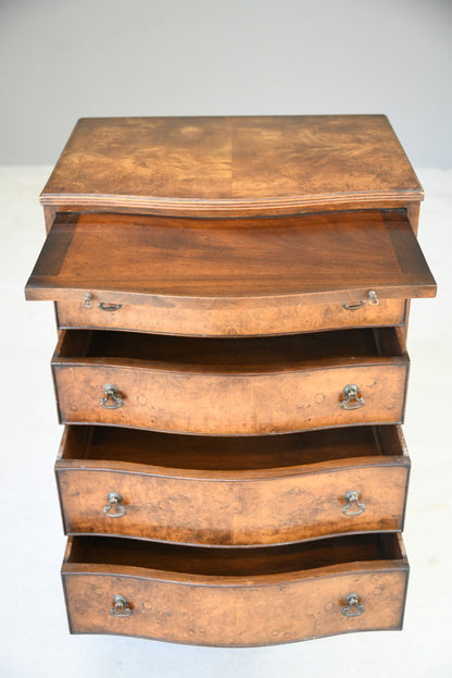 Queen Anne Style Chest of Drawers