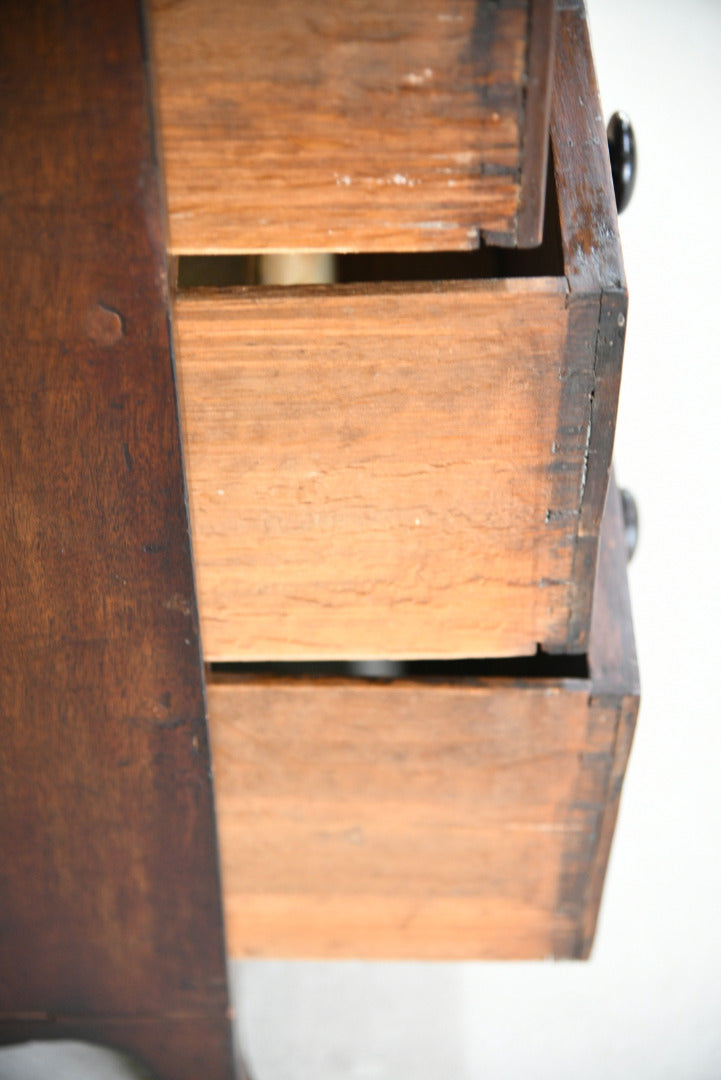 Antique Mahogany Chest of Drawers