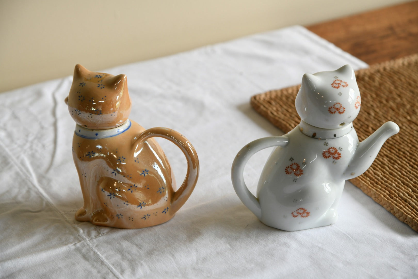 2 x Chinese Cat Teapots