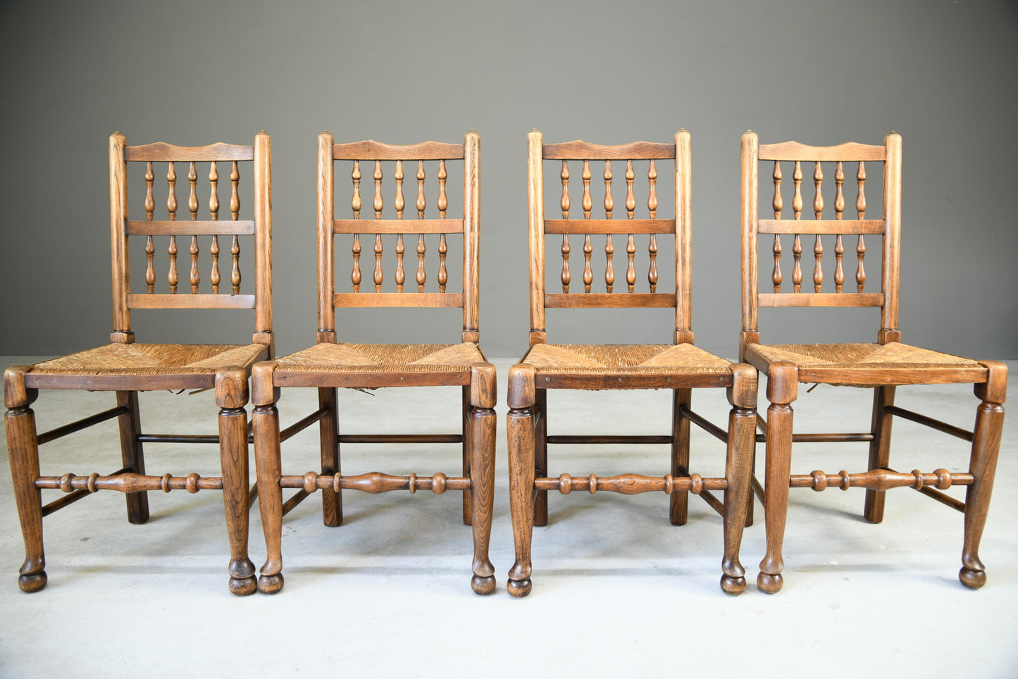 4 Rustic Country Spindle Back Oak & Rush Chairs