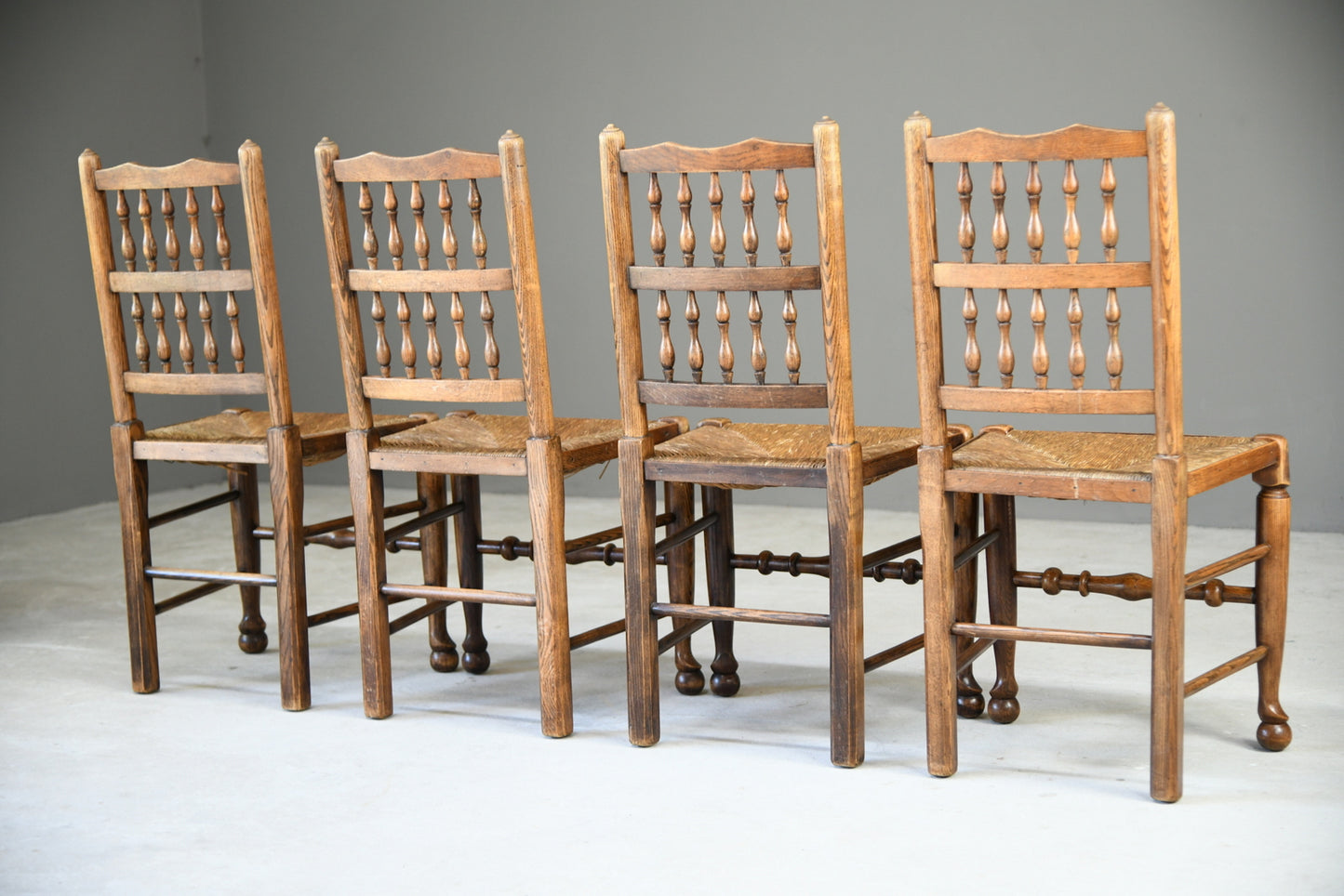 4 Rustic Country Spindle Back Oak & Rush Chairs