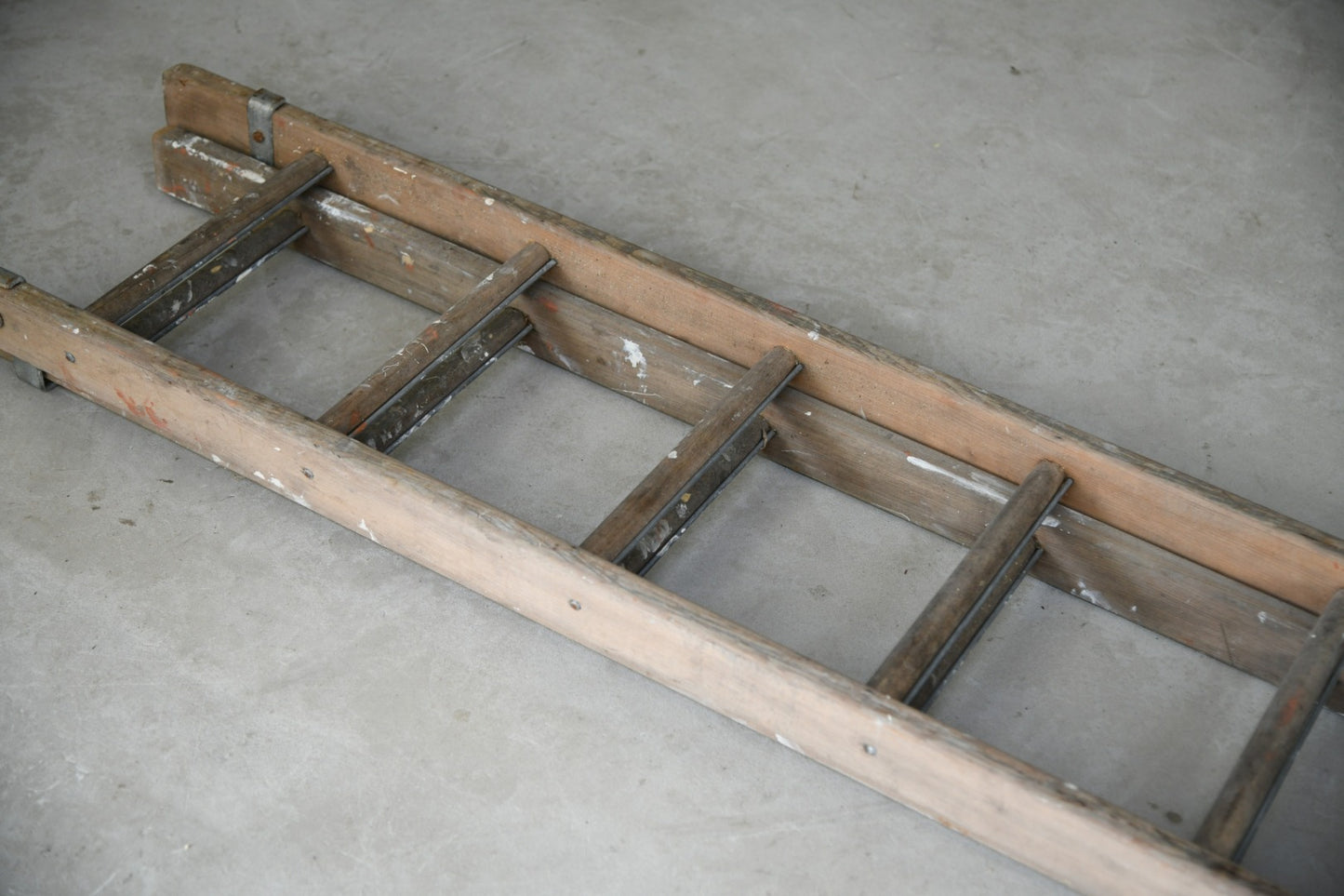 Wooden Extending Double Ladder