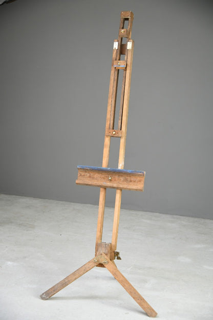 Vntage Wooden Artist Easel