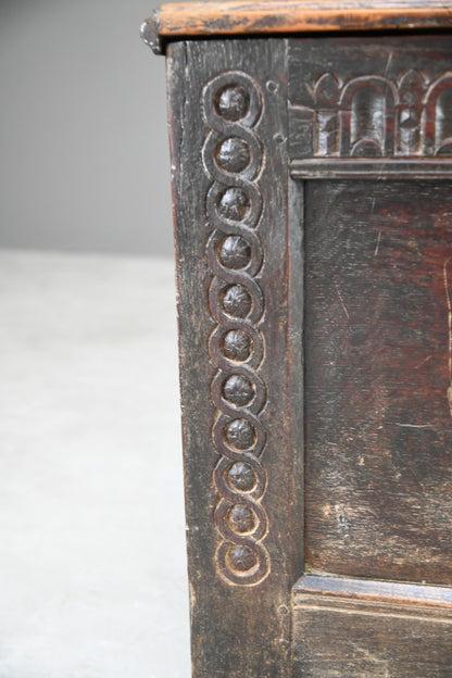 17th Century Oak Chest