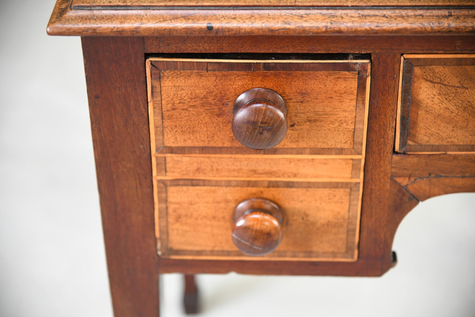 Antique Mahogany Crossbanded Georgian Writing Table