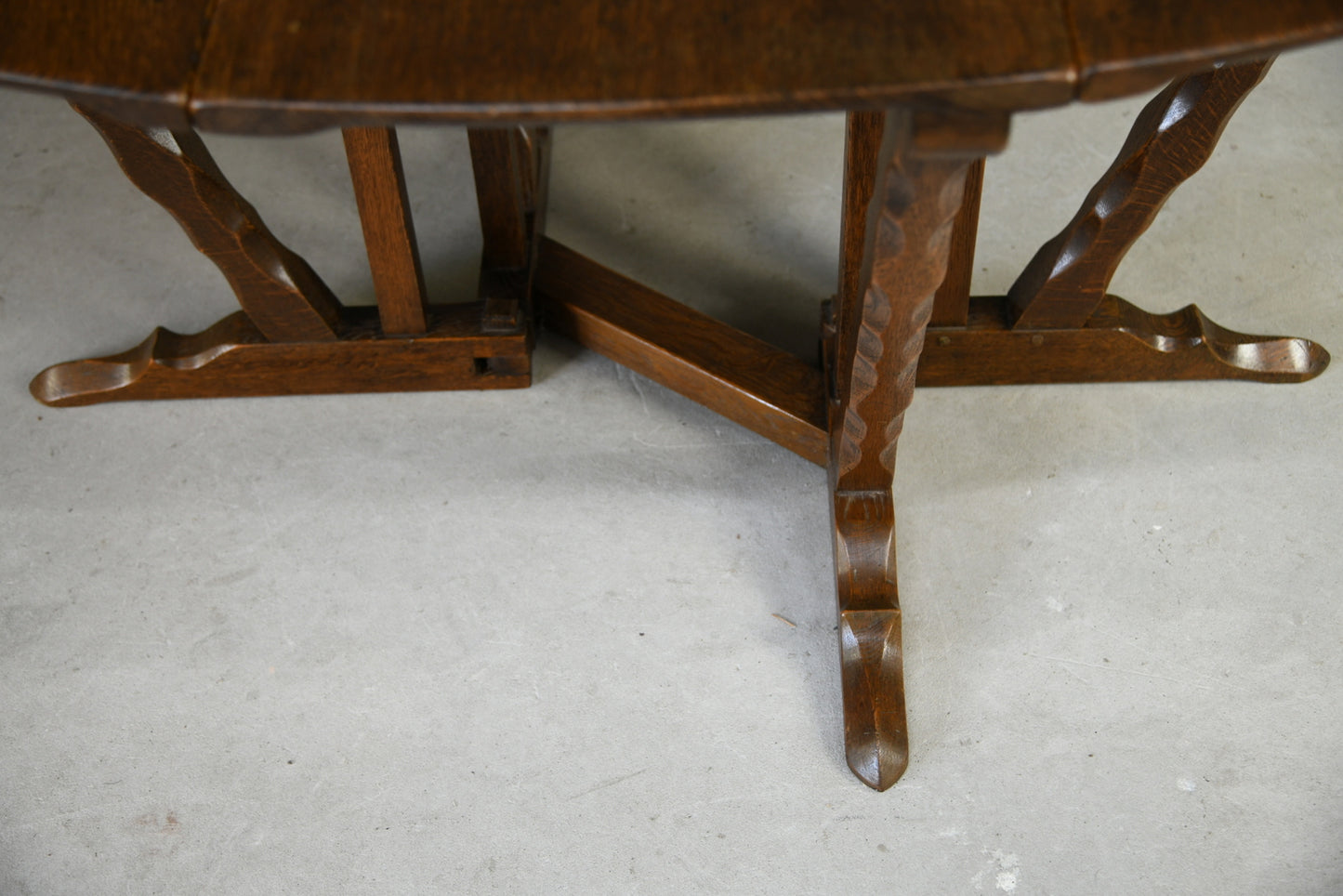 Oak Arts & Crafts Drop Leaf Table