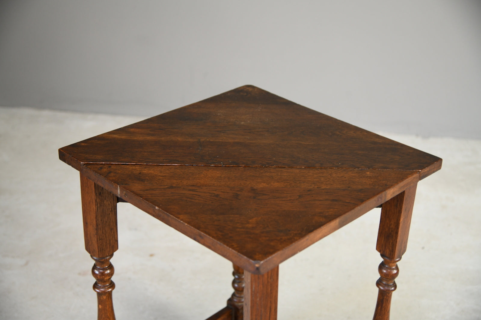 Oak Corner Table