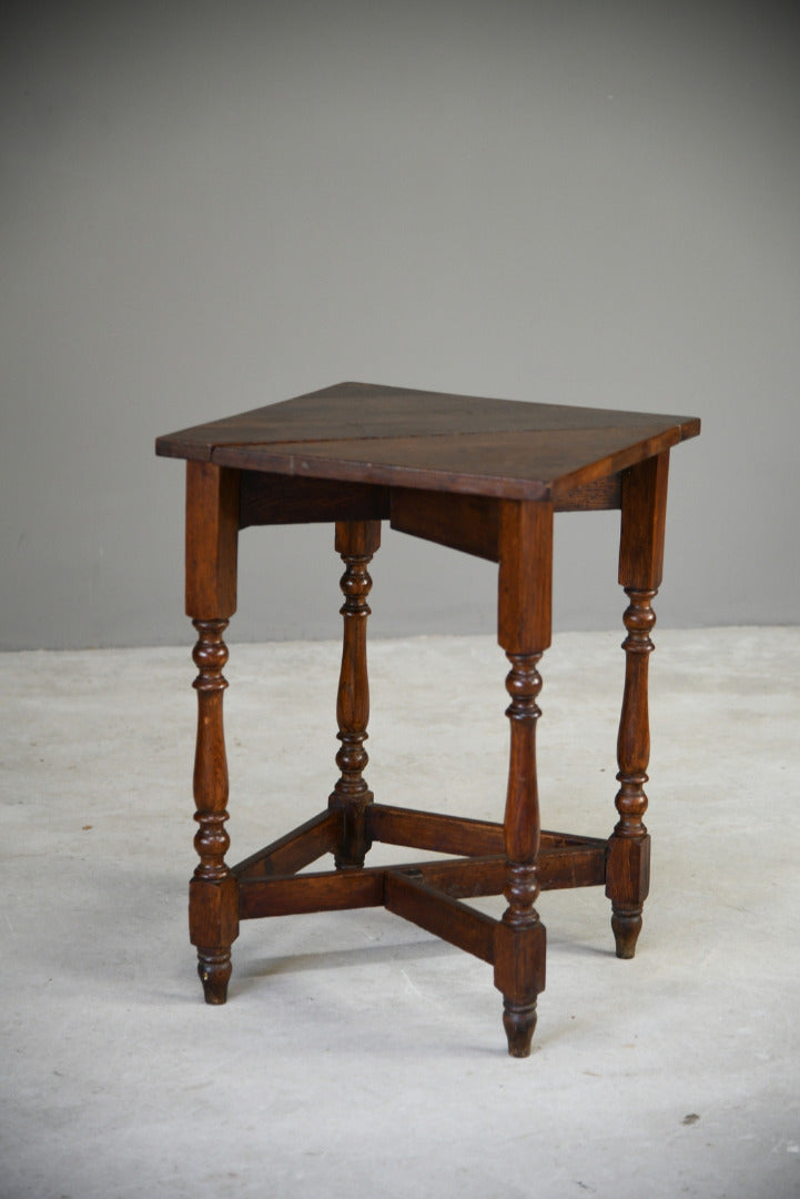 Oak Corner Table