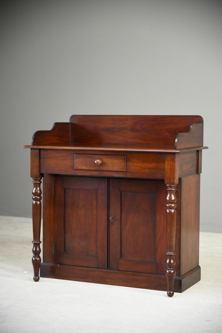 Victorian Mahogany Washstand