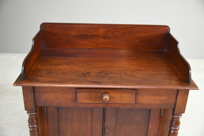 Victorian Mahogany Washstand