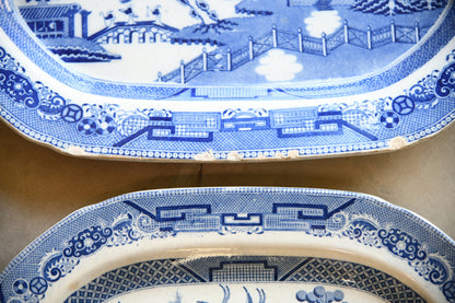 2 Willow Meat Plates