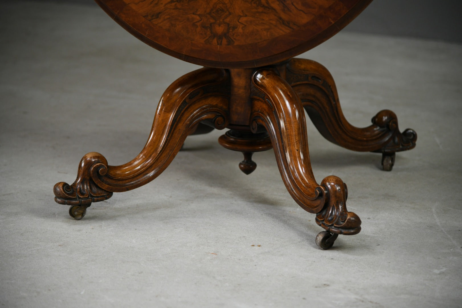 Antique Victorian Oval Walnut Breakfast Table