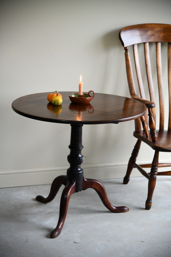 Georgian Mahogany Tilt Top Table