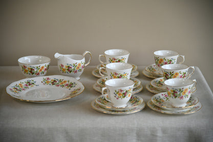 Colclough Part Tea Set Cups & Saucers
