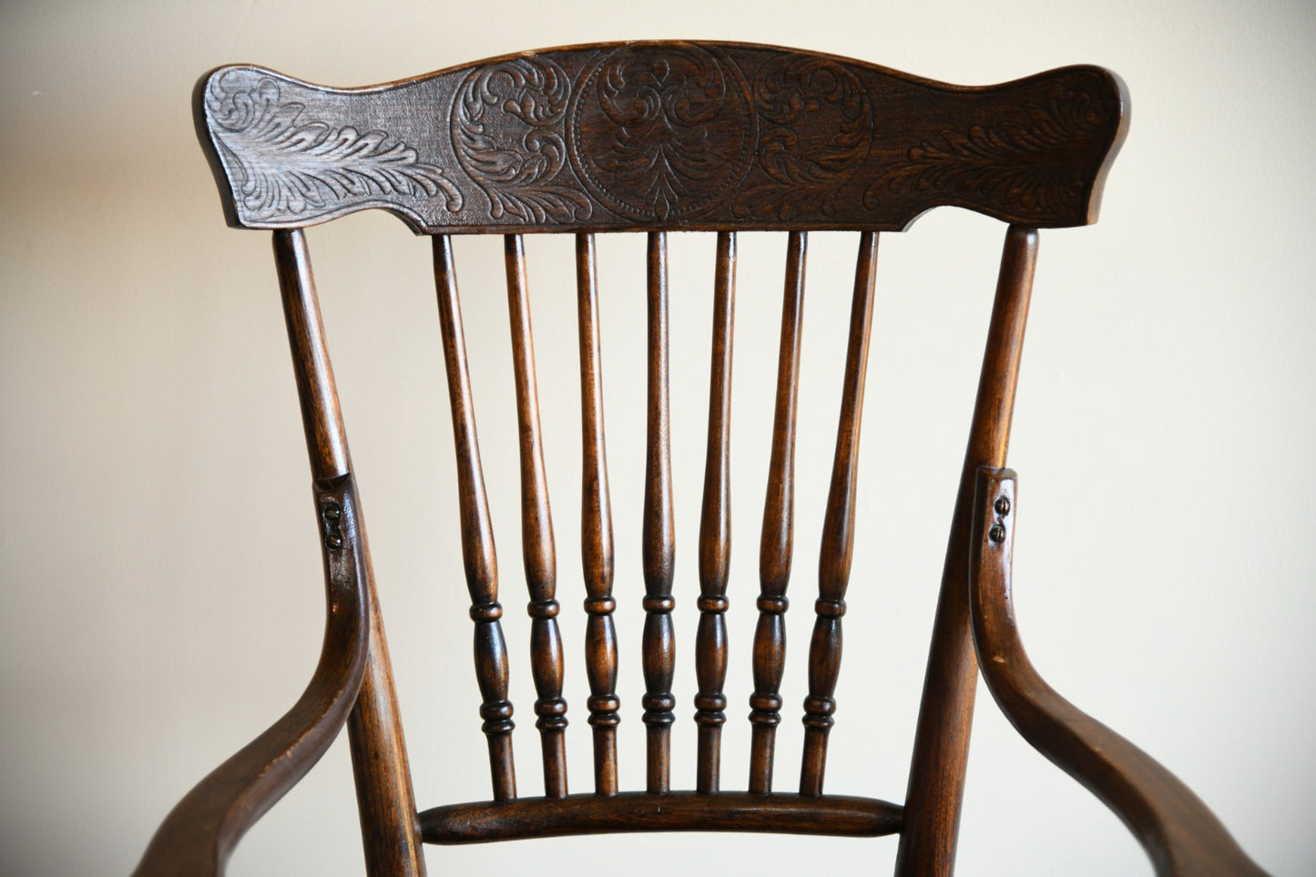 Early 20th Century American Style Spindle Back Chair