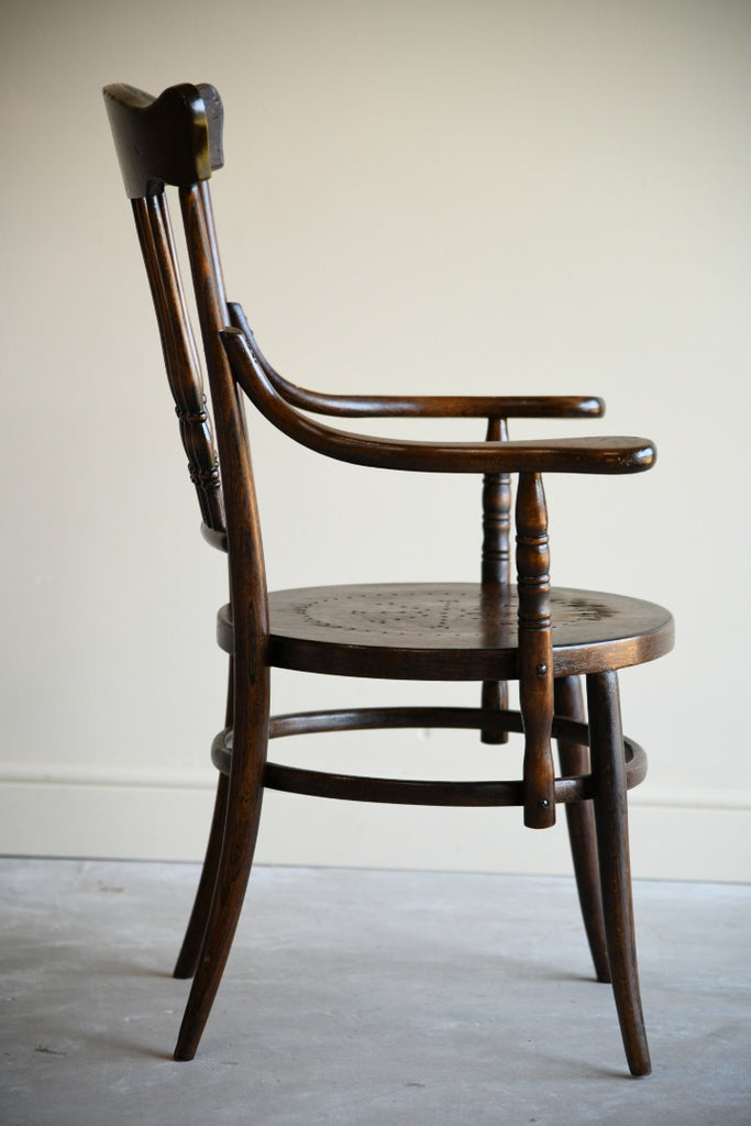 Early 20th Century American Style Spindle Back Chair