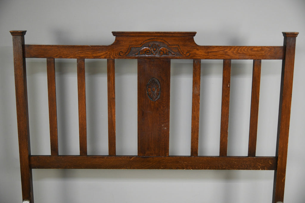 Antique Oak Double Bed Frame 4'6