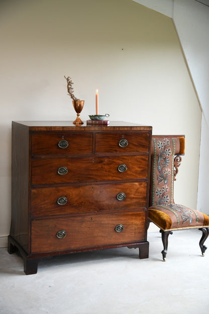 Antique Mahogany Chest of Drawers