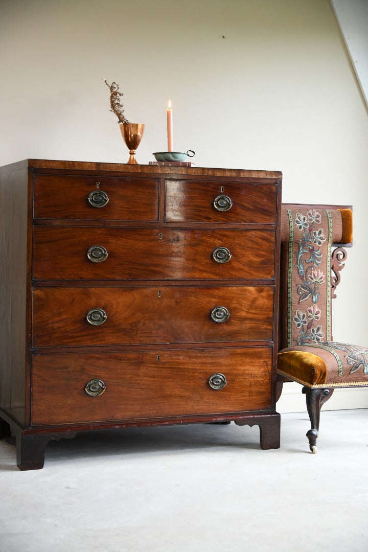 Antique Mahogany Chest of Drawers