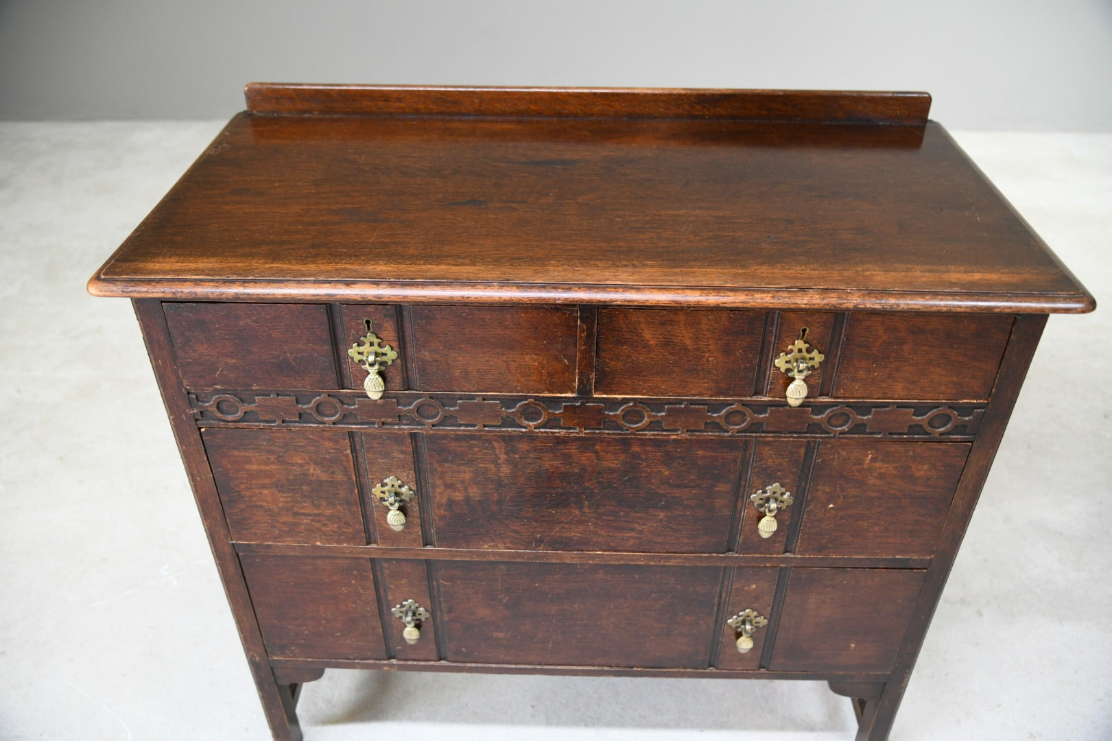 Waring & Gillows Oak Chest of Drawers