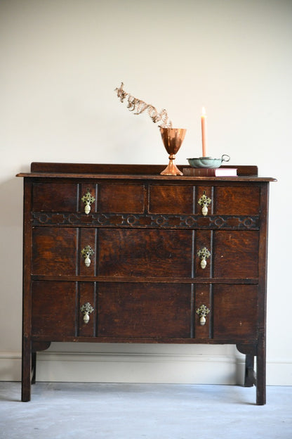 Waring & Gillows Oak Chest of Drawers