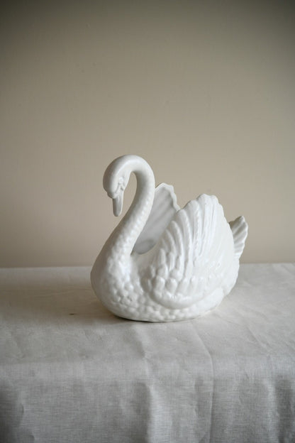 Dartmouth Swan Plant Pot