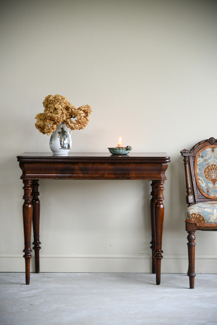 Continental Mahogany Tea Table