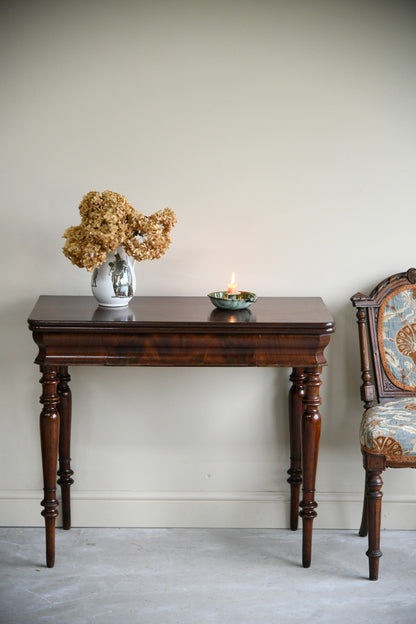 Continental Mahogany Tea Table