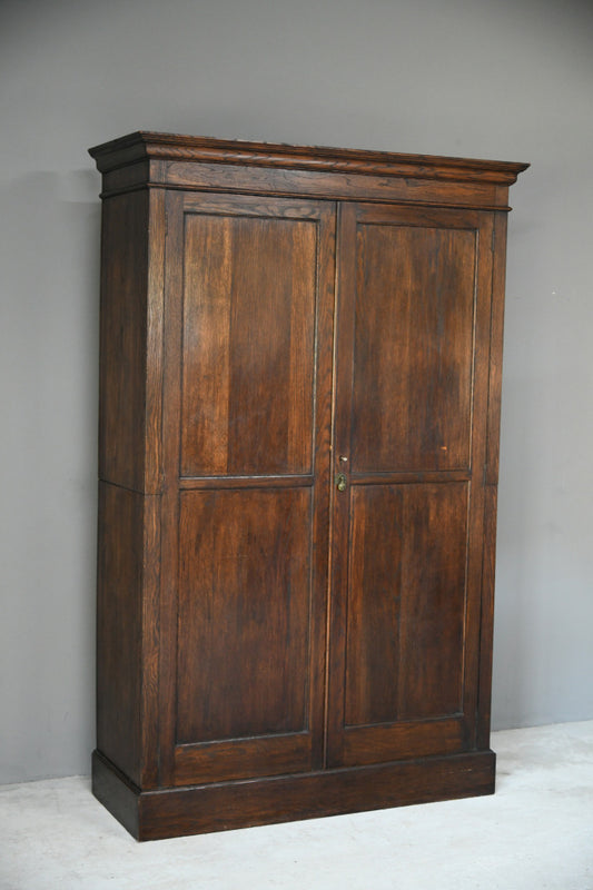 Early 20th Century Oak Hall Robe Wardrobe