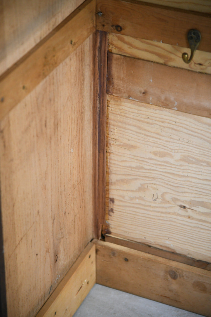 Early 20th Century Oak Hall Robe Wardrobe