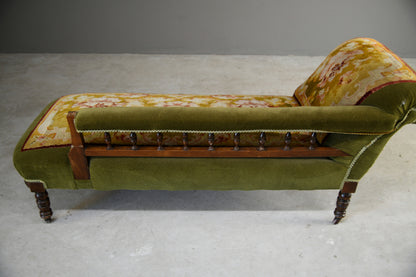 Victorian Carpet Chaise Longue