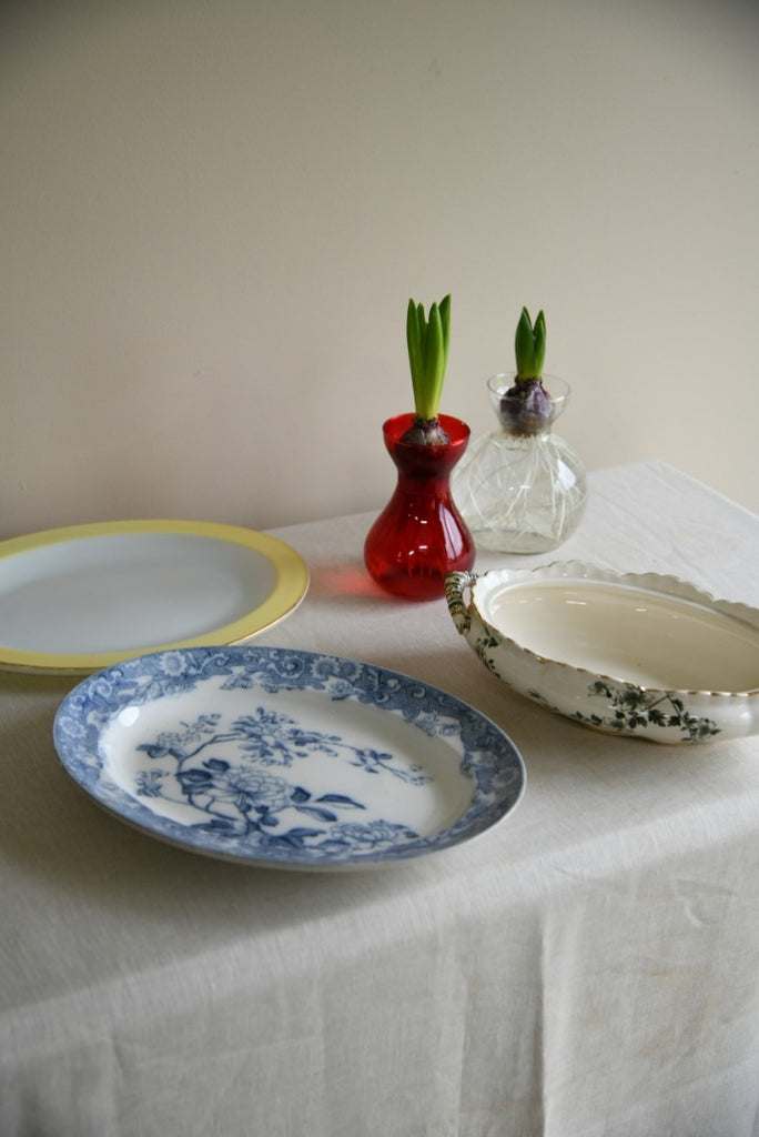 Vintage Tureen and 2 Plates