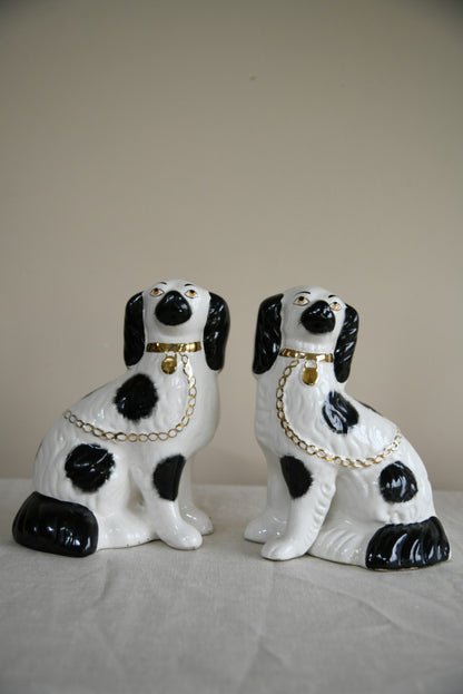 Pair Spaniel Mantle Dogs