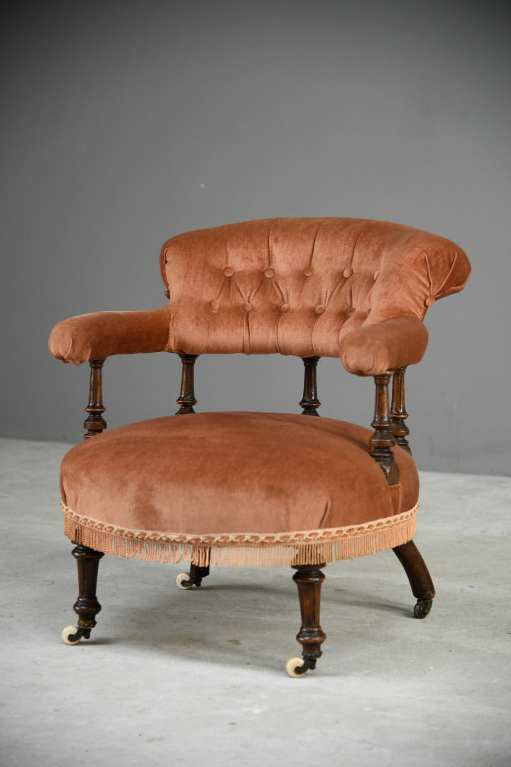 Antique Victorian Upholstered Tub Chair